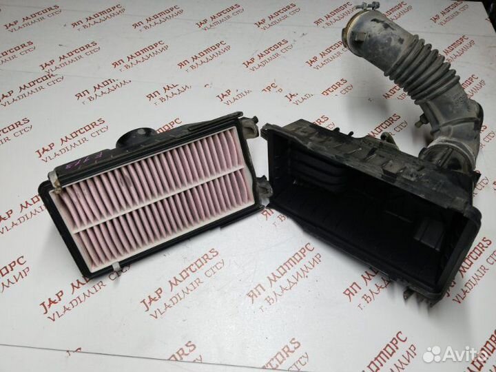 Корпус воздушного фильтра Ford Escape L3 2.3 2010