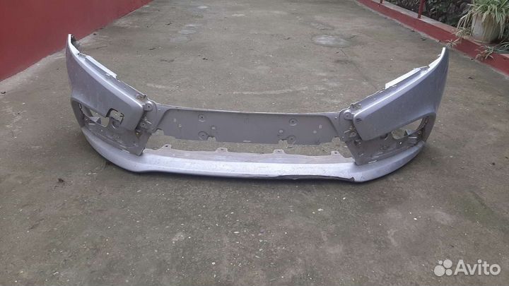 Передний бампер на лада веста