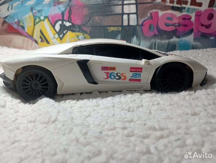 Машинка на пульте управления для ребенка