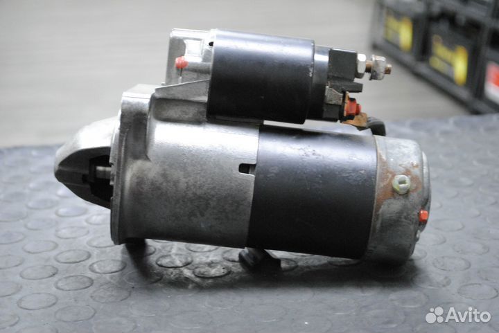 Стартер Opel Astra H, Zafira B 1.9 CDTi б/у