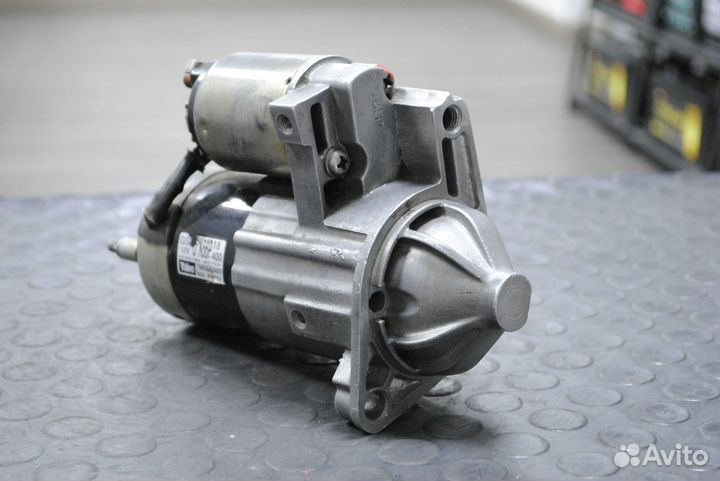 Стартер Kia Carnival 2.5 V6 автомат б/у
