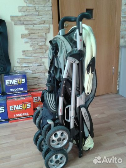 Коляска прогулочная Peg-Perego (Италия) продам