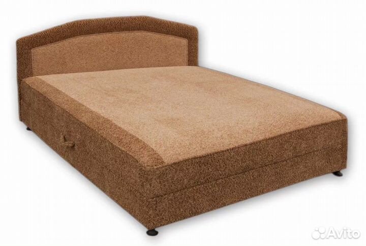 Кровать с мягким изголовьем