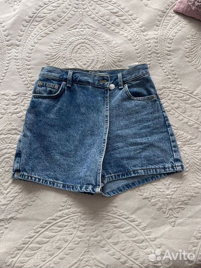 Пакет с женскими вещами