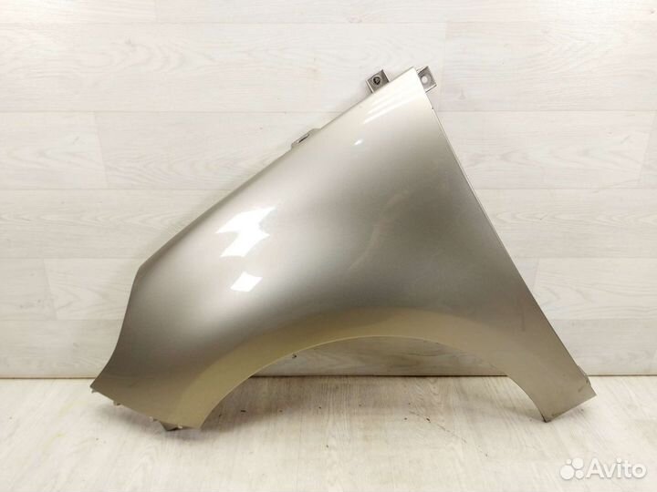 Крыло переднее левое Renault Scenic 3. 2009-2012