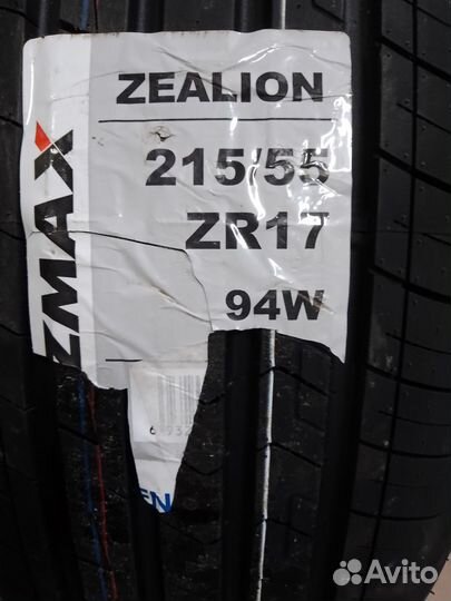 Zmax Zealion 215/55 R17 94W