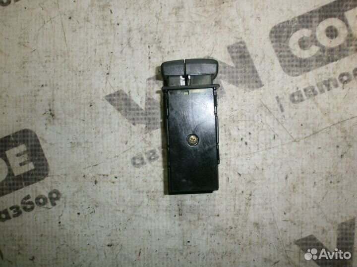 Кнопка включения туманок Suzuki Grand Vitara XL-7