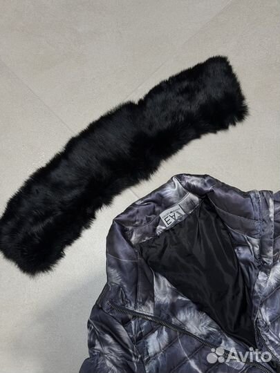 Пуховик ea7 женский