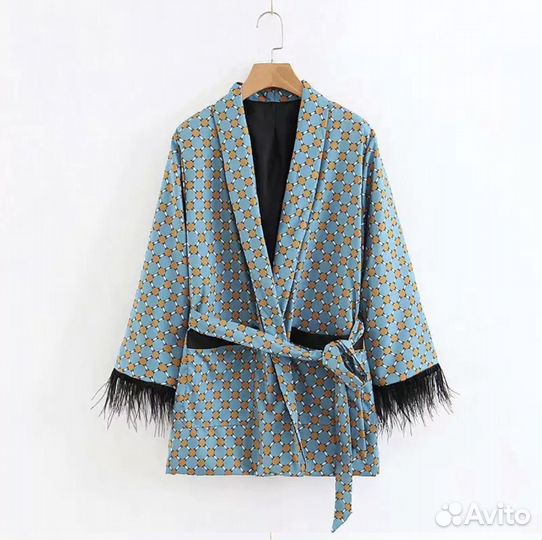 Шелковый костюм