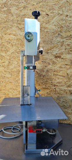 Ленточная пила для мяса