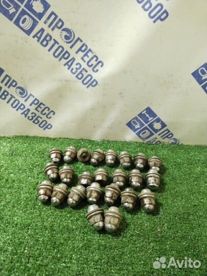 Болты колесные Mitsubishi L200 внедорожник 2.5