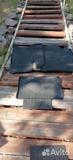 Автомобильные оригинальные коврики резиновые