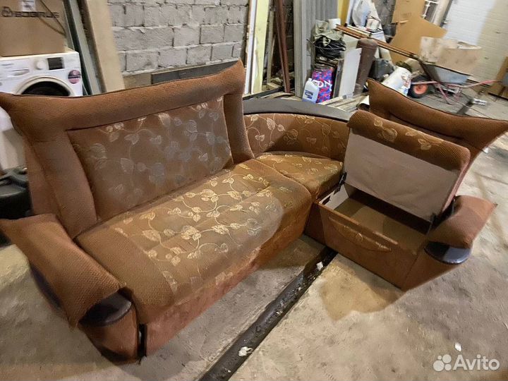 Угловой диван бу