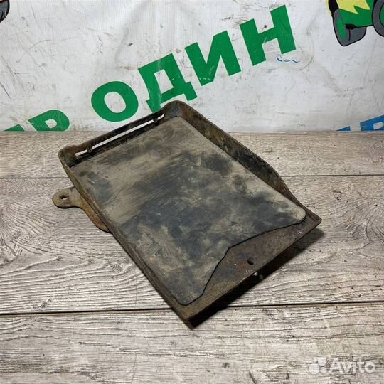 Подставка под АКБ Lifan Smily 2013