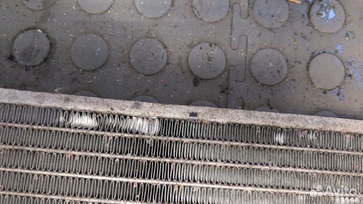 Радиатор охлаждения двигателя Audi A8 (D3)