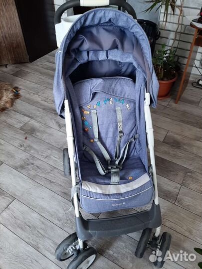 Прогулочная коляска