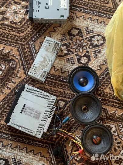 Динамики магнитола