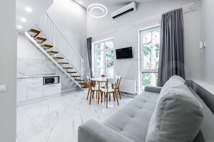 Квартира-студия, 42 м², 3/3 эт.