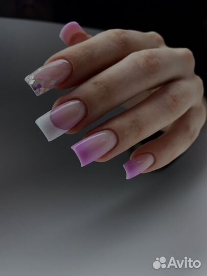 Маникюр в самом центре города