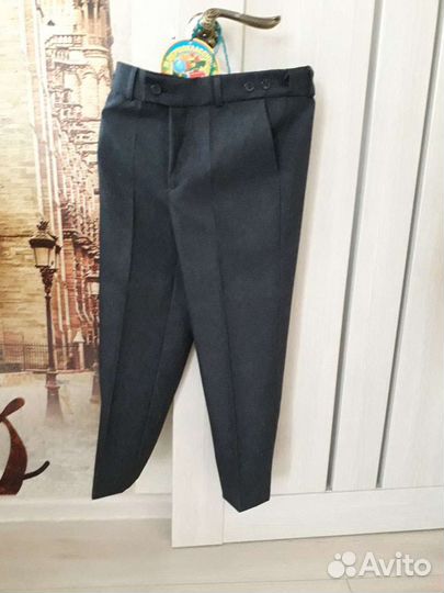 Школьный костюм тройка 134-140