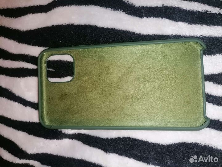 Чехол на iPhone 11