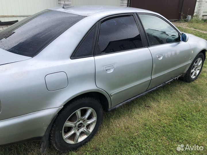 Двигатель на audi a4 1.6 ADP