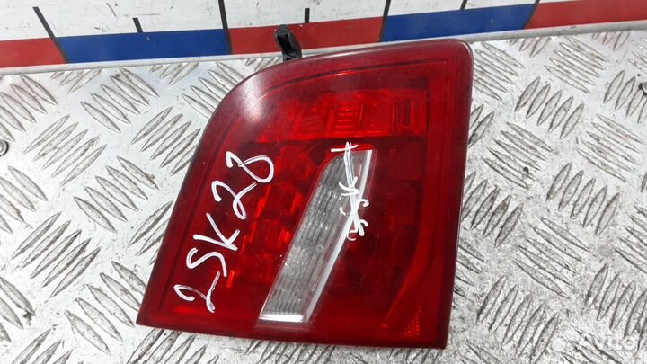 Фонарь крышки багажника левый Audi A6 4F/C6 рест