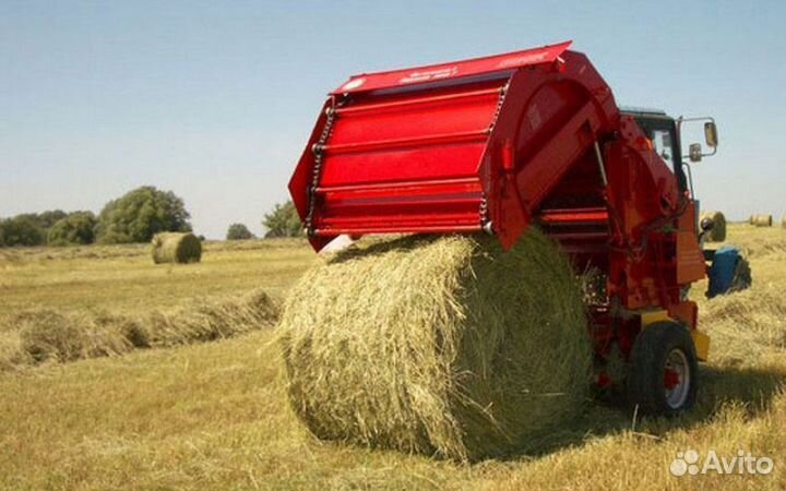 Требуются трактористы на сенокос