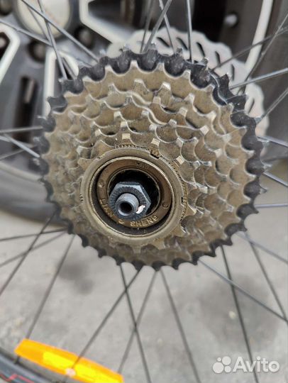 Заднее колесо на велосипед 27,5