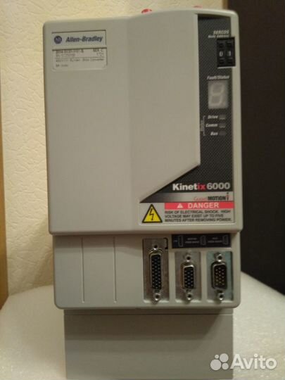 Сервоусилитель Allen-Bradley 2094-BC01-M01-SC1136