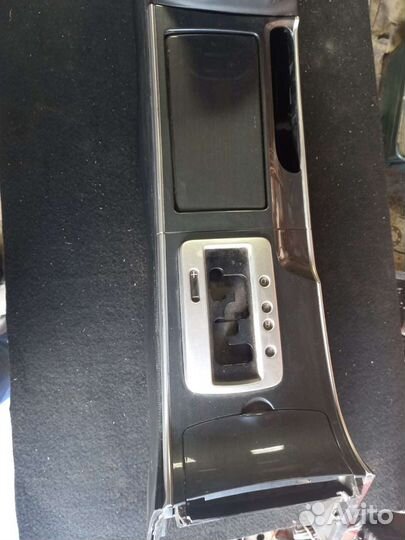 Консоль подлокотник Mazda 6 GG