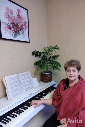 Репетитор по фортепиано и сольфеджио