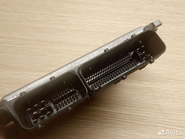 Блок управления двигателем Nissan Almera N16