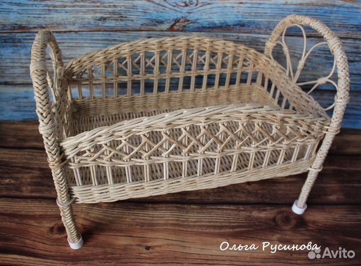 Кроватка для кукол