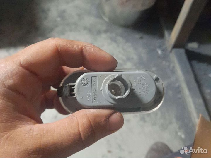 Поворотники на VW bora 1997-2005