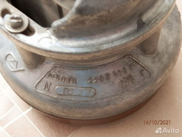 Двигатель от пылесоса 