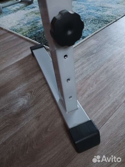 Детский письменный стол и стул