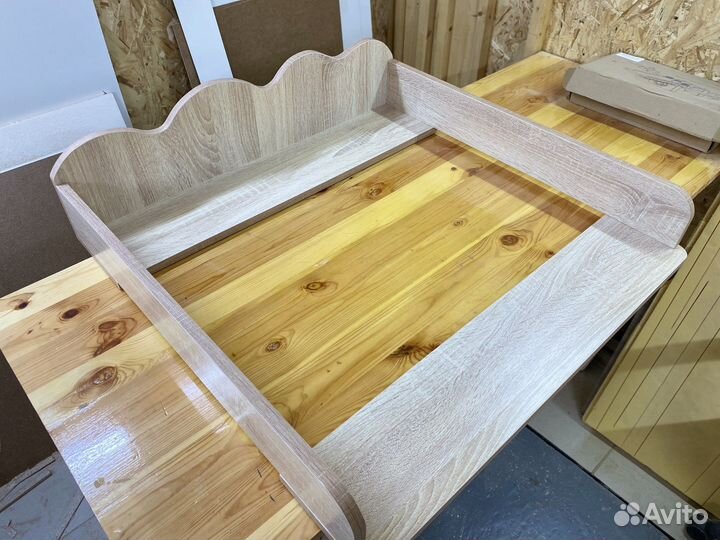 Пеленальный столик