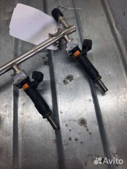 Топливная рампа Opel Insignia 1 1.8 2012