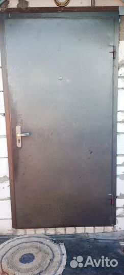 Дверь входная металлическая