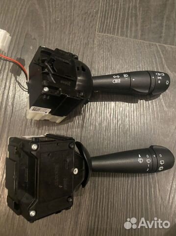 2 подрулевых переключателя света и дождя/Smart 453