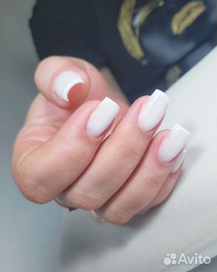 Маникюр/педикюр/наращивание