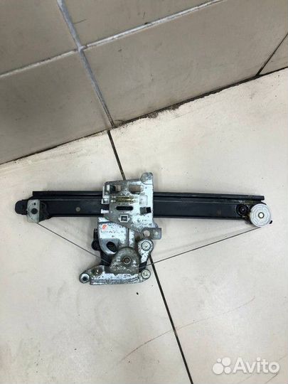 Стеклоподъемник электрический задний левый
