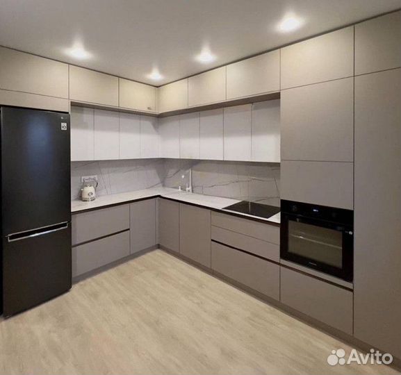 Кухни на заказ в рассрочку / Бесплатный замер