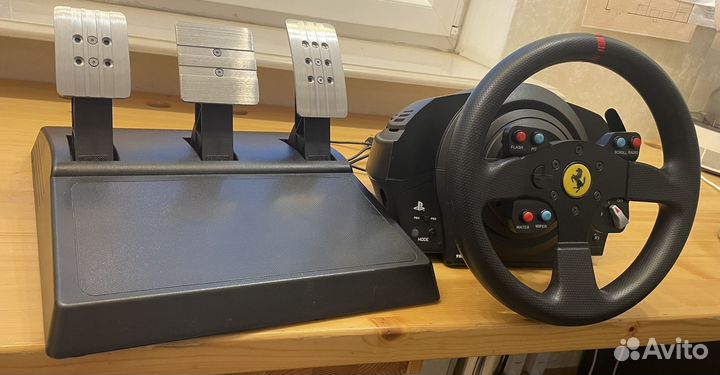 Thrustmaster t300 Ferrari