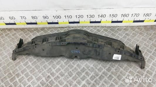 Решетка радиатора toyota auris E150 (31X23QF01)