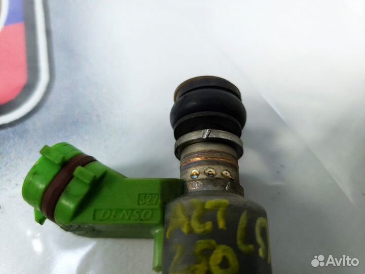 Форсунка топливная Toyota Avensis AZT250 1AZ-FSE