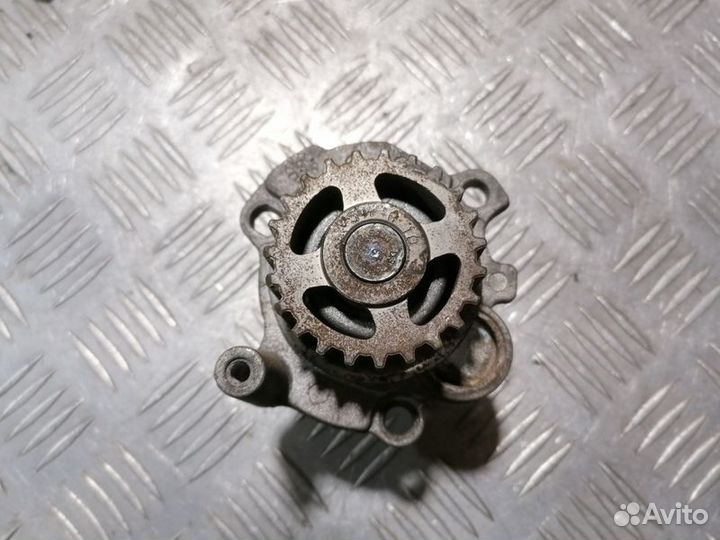 Насос водяной помпа Volkswagen Passat b5 1996-2000