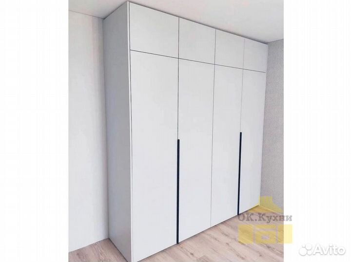 Шкаф распашной