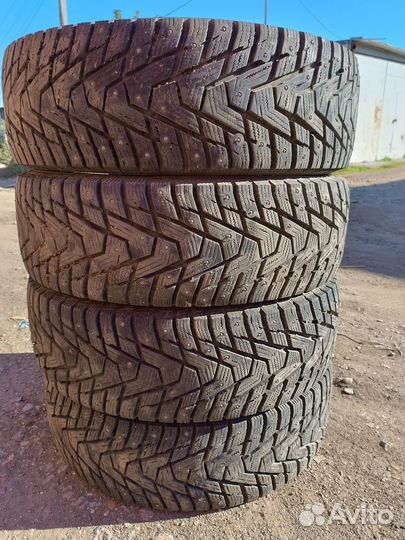 Hankook Winter i'Pike X W429A 215/60 R17 100T